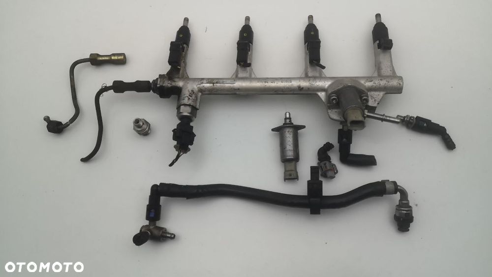 WTRYSKIWACZ ELEMENTY UKŁADU PALIWA PALIWOWEGO Z22SE - 10