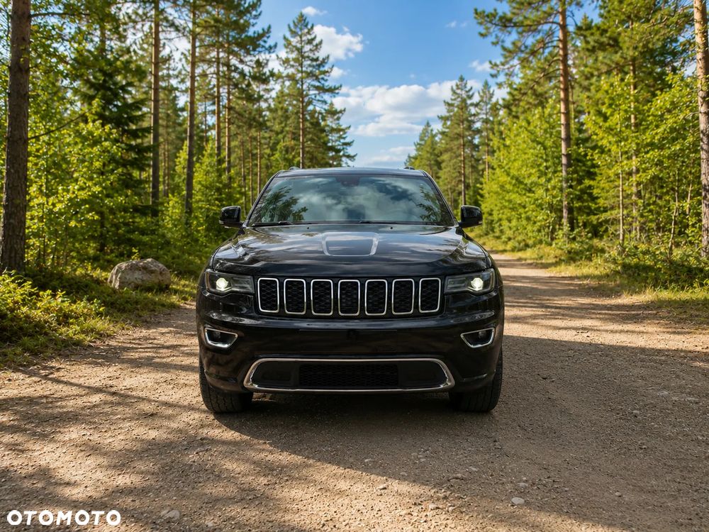 Jeep Grand Cherokee - 1