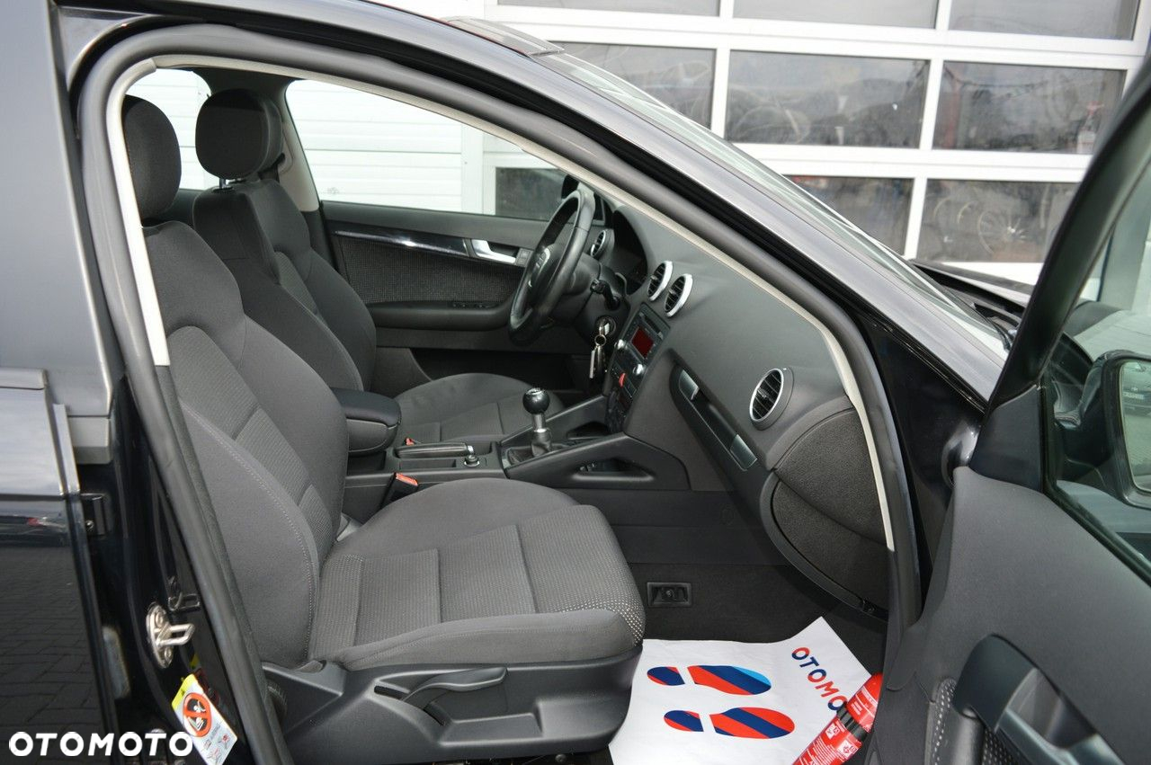 Audi A3 2.0 TDI Sportback Ambiente - 26