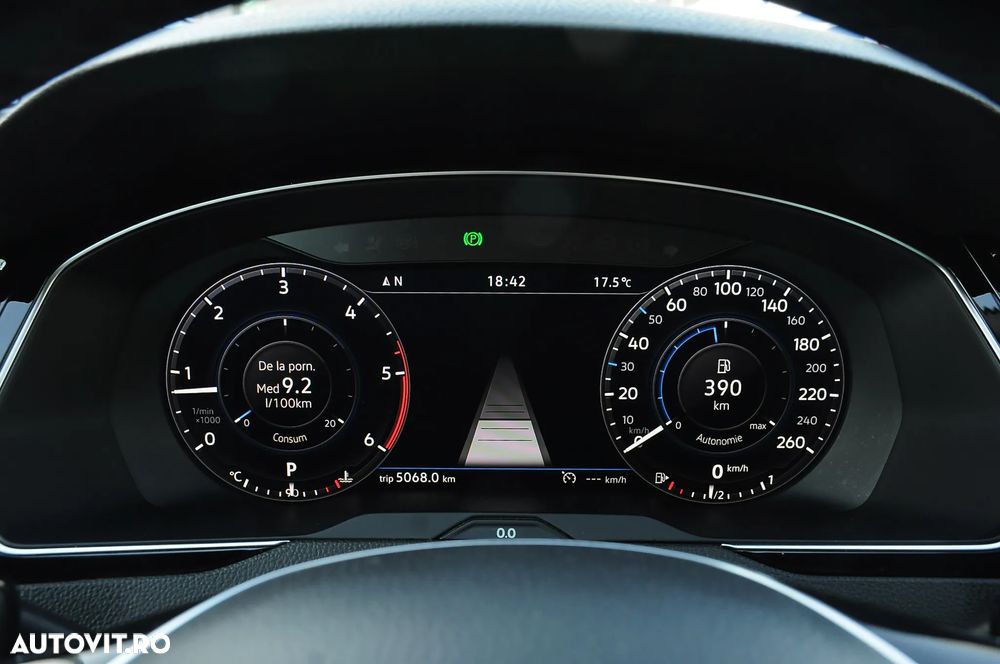 Volkswagen Passat 2.0 TDI DSG Highline - 11