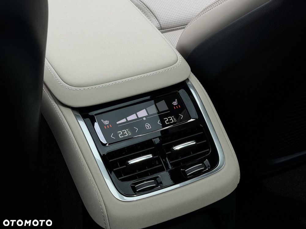 Volvo XC 90 - 18