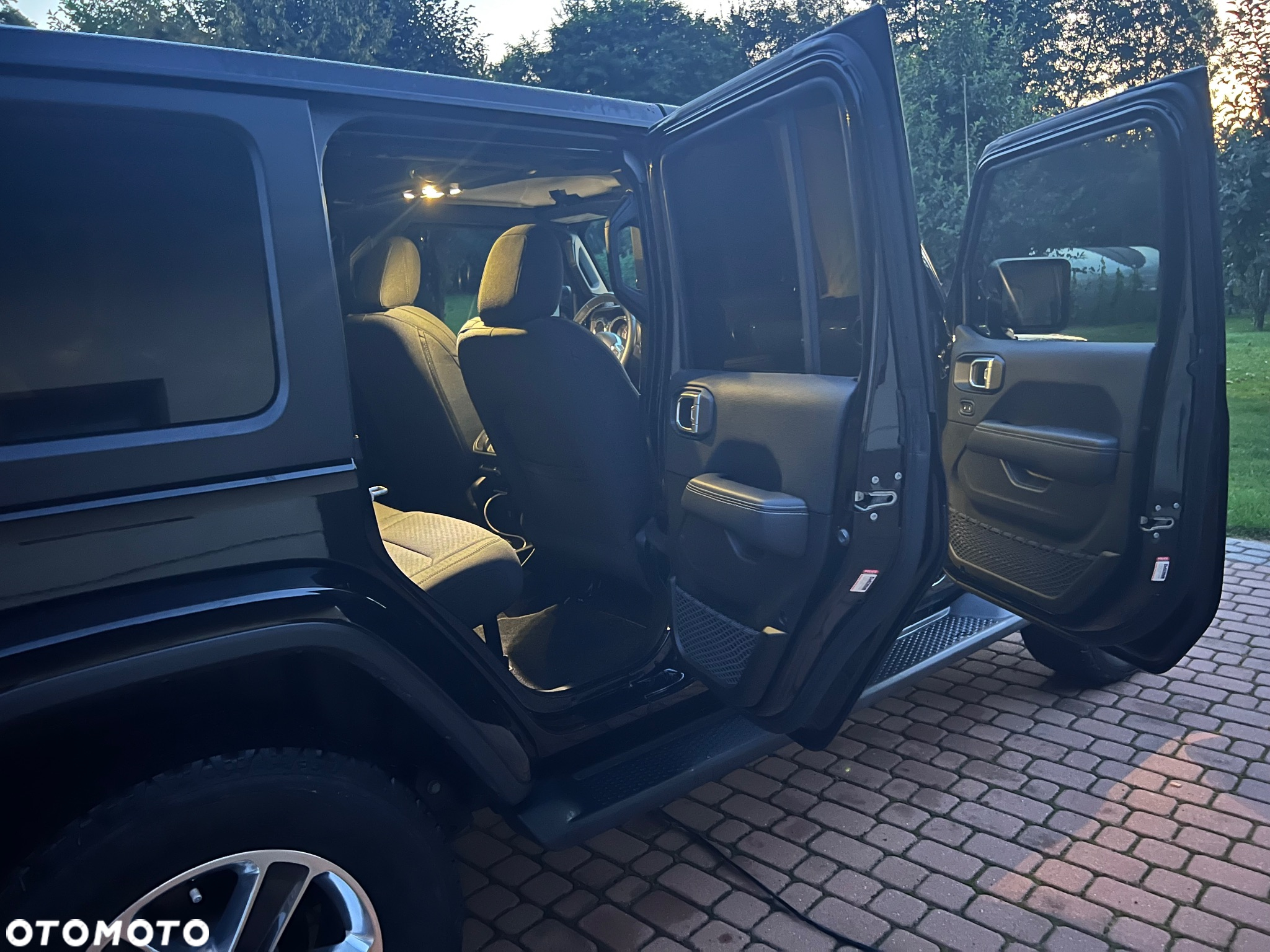 Jeep Wrangler Unlimited 2.0 T-GDI Hardtop AWD Automatik Sahara - 28