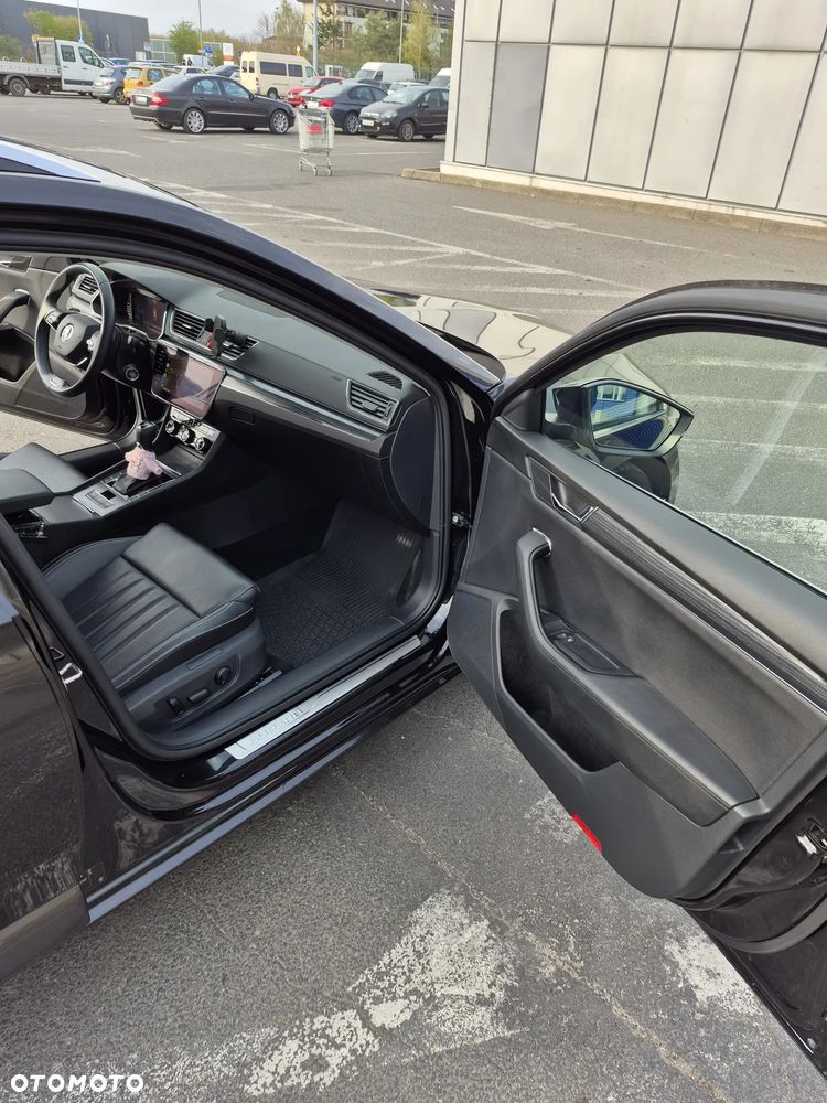 Skoda Superb 2.0 TDI SCR Style DSG - 22