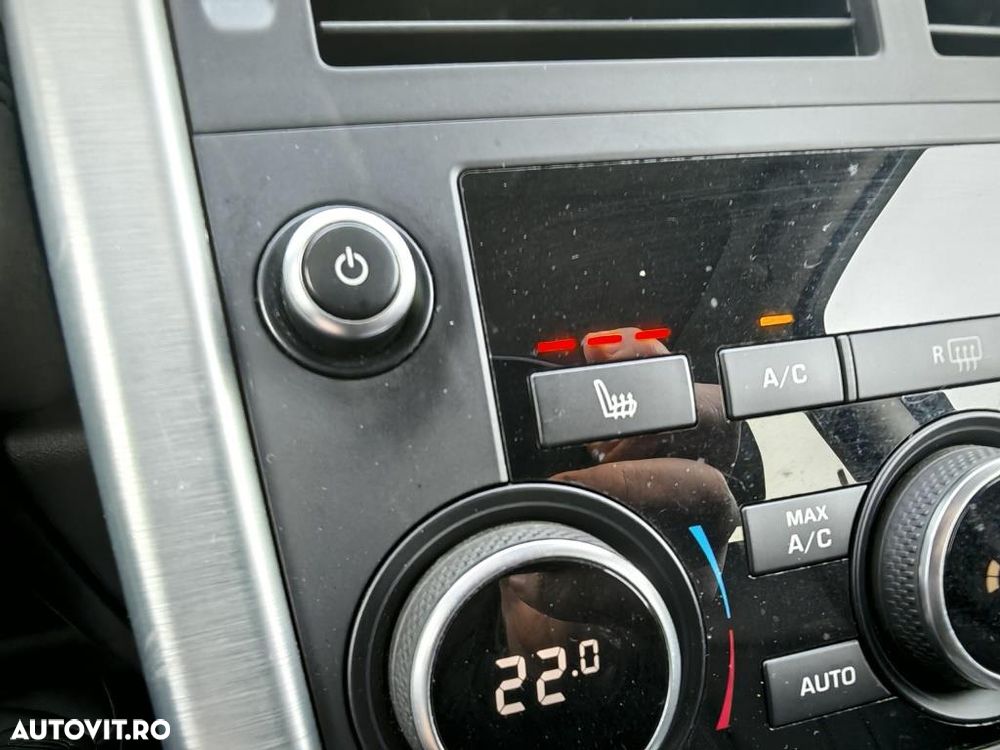 Land Rover Discovery Sport 2.0 l TD4 HSE Luxury Aut. - 17