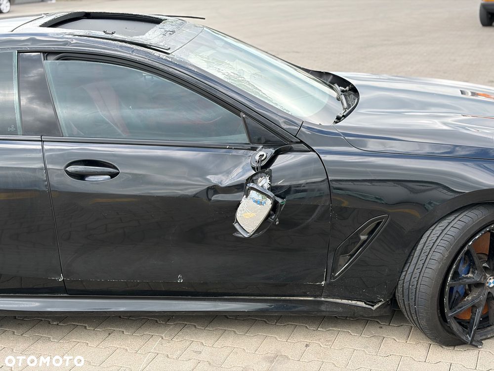 BMW Seria 8 - 11