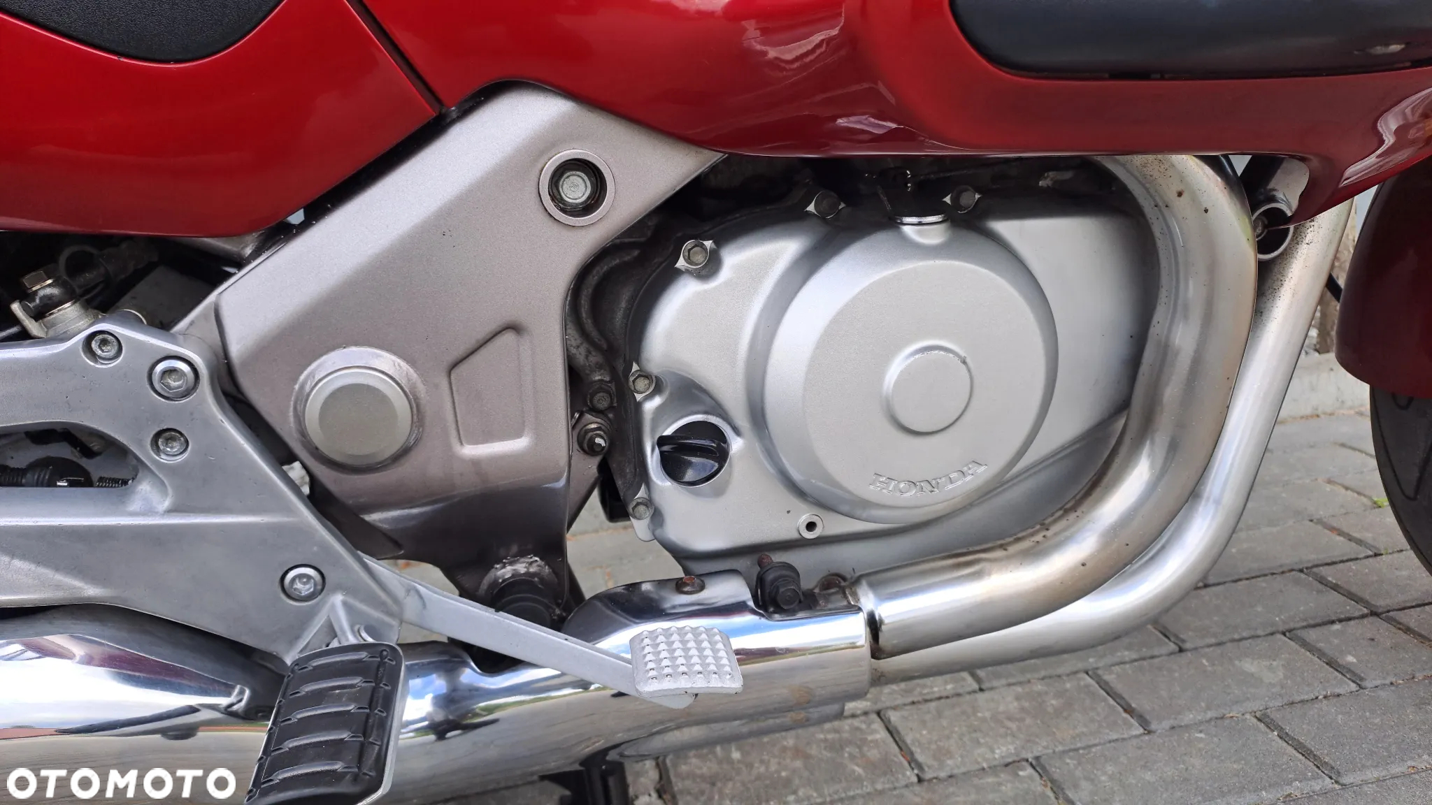 Honda NTV - 32