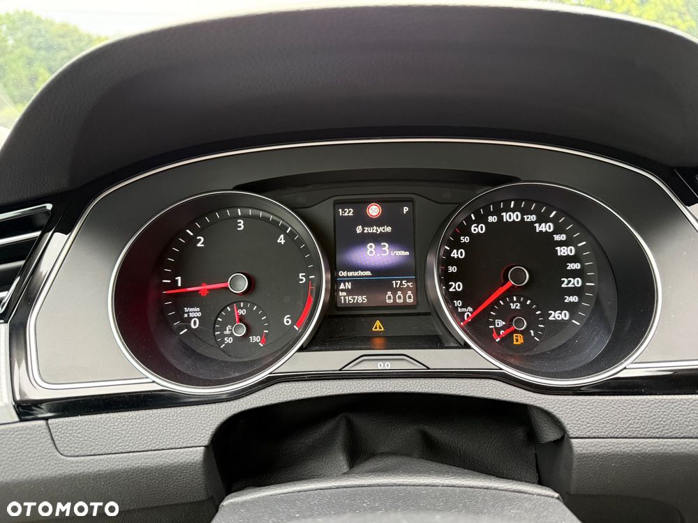 Volkswagen Passat Variant 2.0 TDI Business DSG - 18