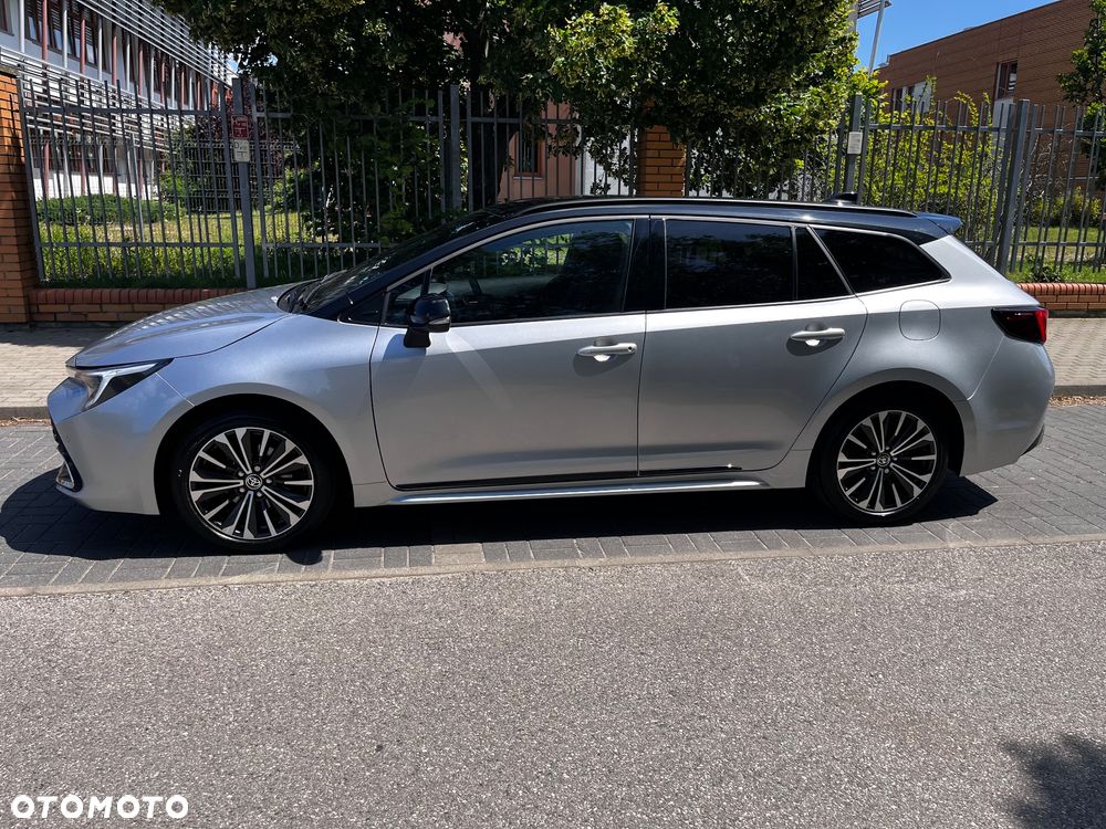 Toyota Corolla - 3