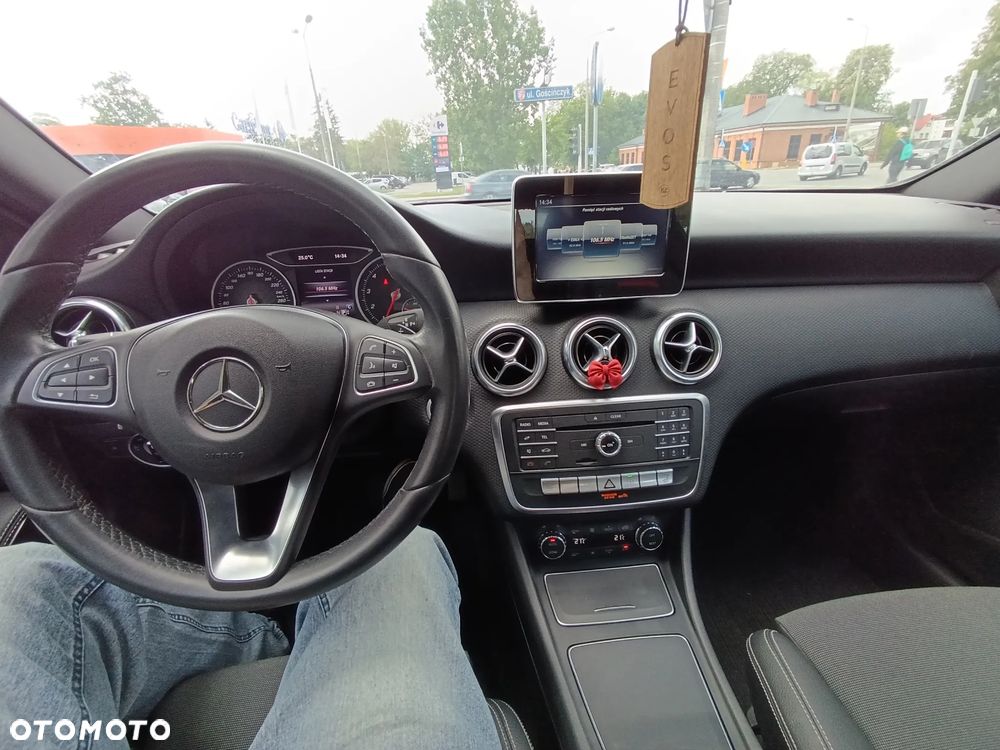 Mercedes-Benz Klasa A 180 7G-DCT Style - 7