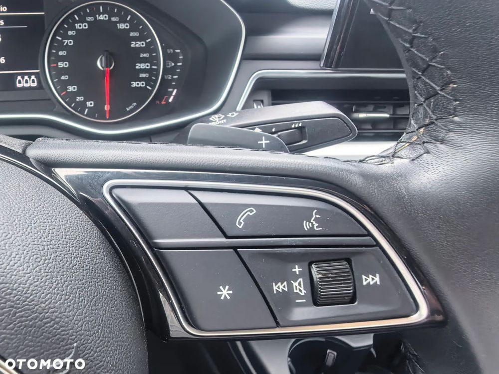 Audi A4 Limousine - 17