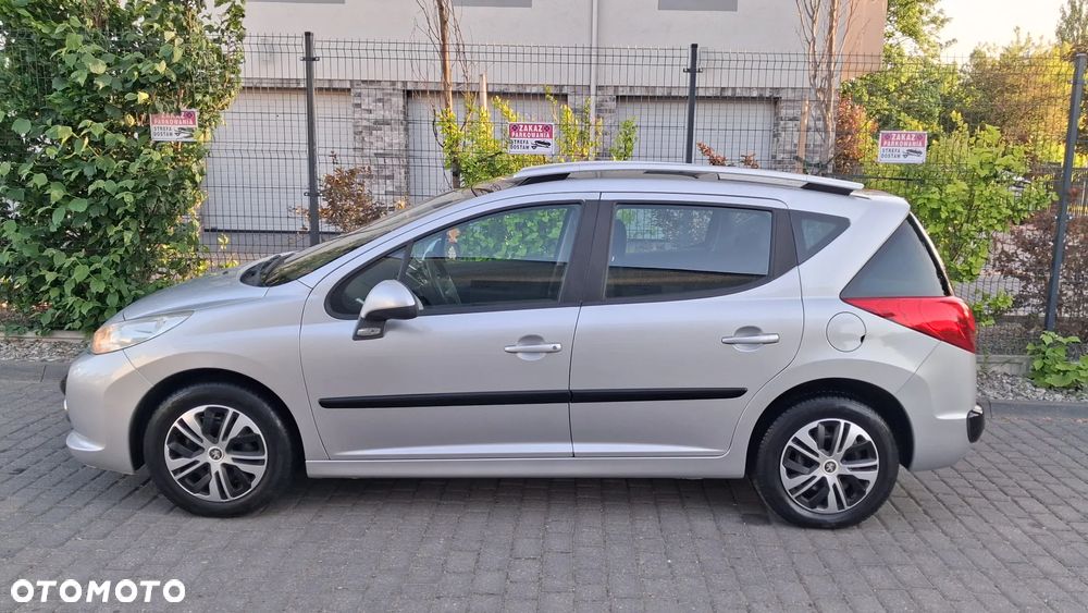 Peugeot 207 - 3
