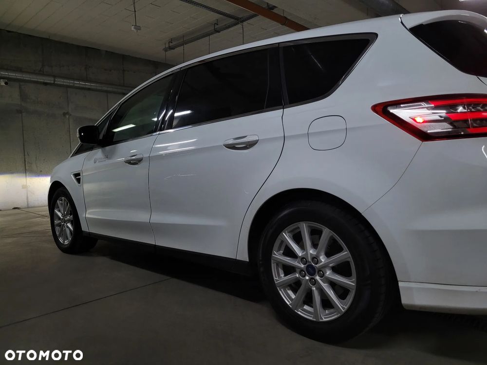 Ford S-Max 2.0 TDCi Titanium - 36