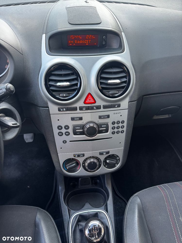 Opel Corsa 1.4 16V 150 Jahre - 25