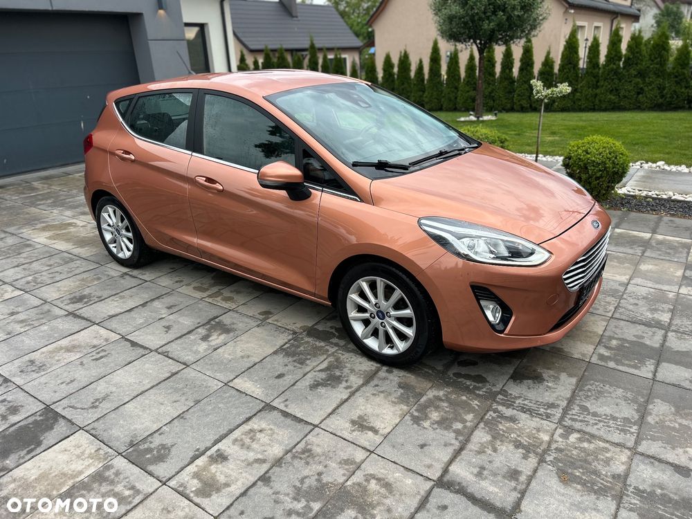 Ford Fiesta 1.0 EcoBoost STart-Stop Titanium - 24