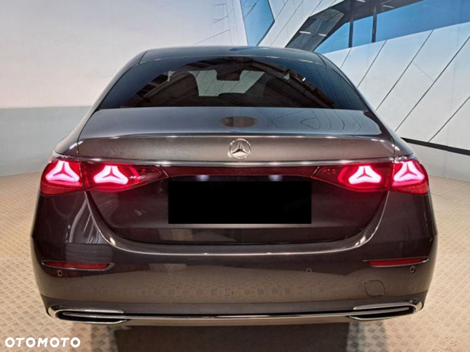 Mercedes-Benz Klasa E 220 d mHEV 4-Matic Avantgarde 9G-Tronic - 5
