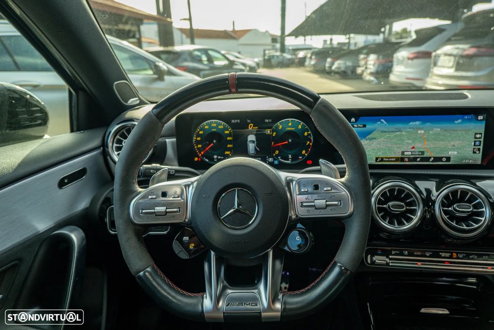 Mercedes-Benz A 35 AMG 4Matic Speedshift DCT 7G - 18