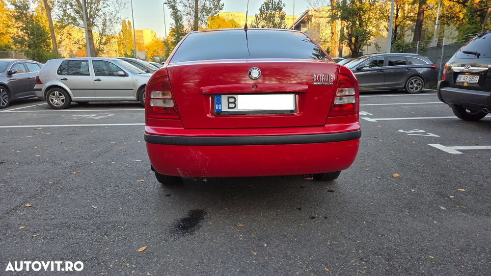 Skoda Octavia 1.6 Ambiente - 3