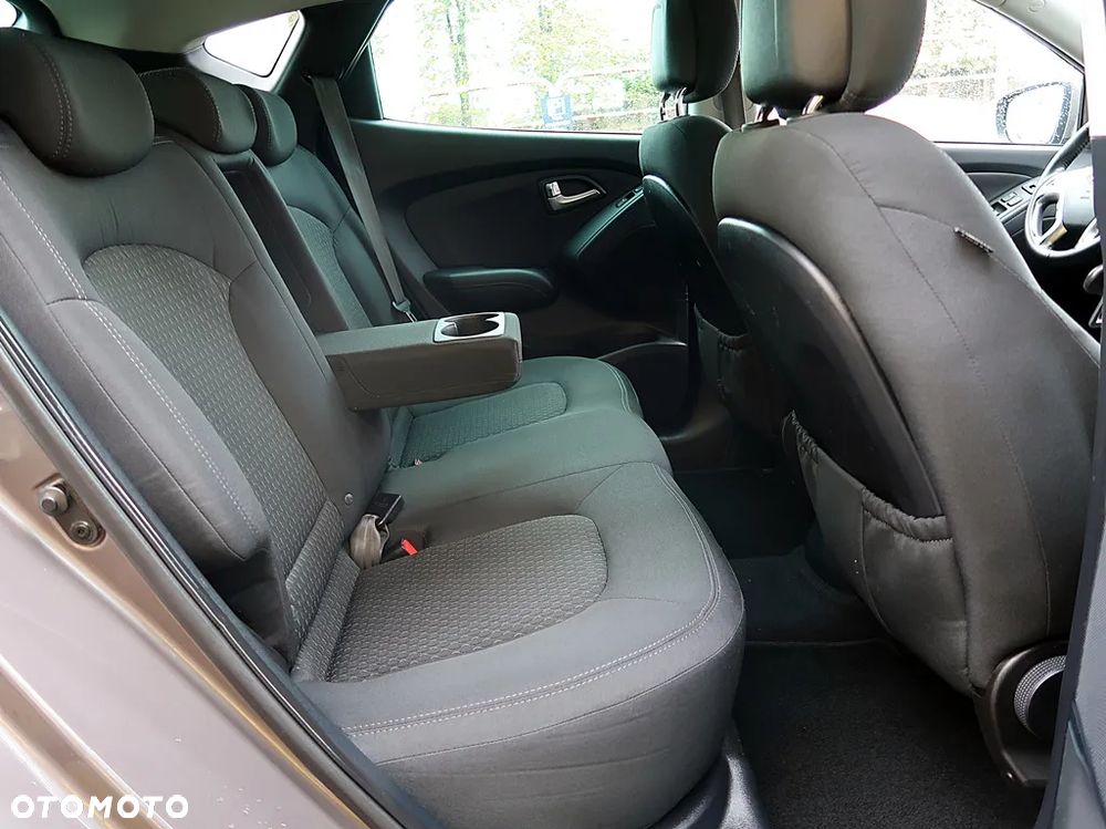 Hyundai ix35 1.6 2WD blue Style - 14