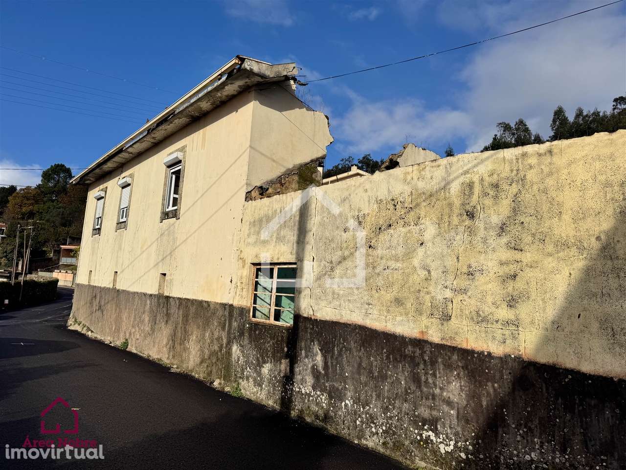 Casa antiga em pedra  - Romariz - Grande imagem: 2/27
