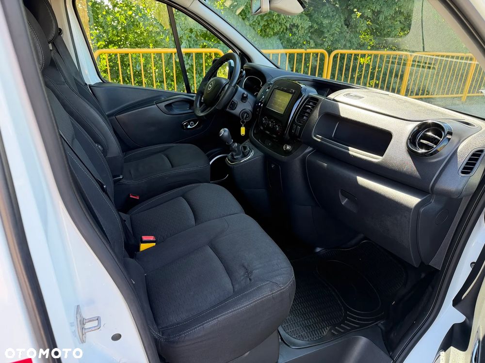 Opel Vivaro Karetka Ambulans Ambulance Sanitarny EN1789 - 11