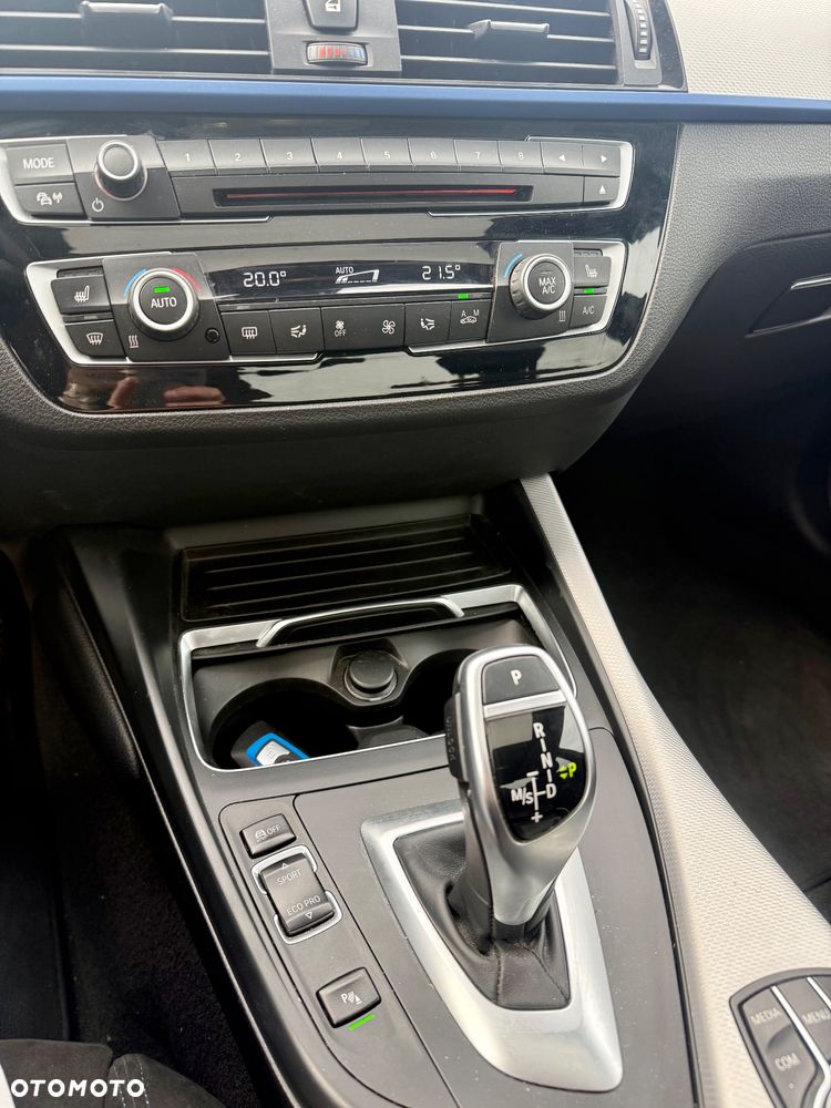 BMW Seria 2 230i M Sport - 10