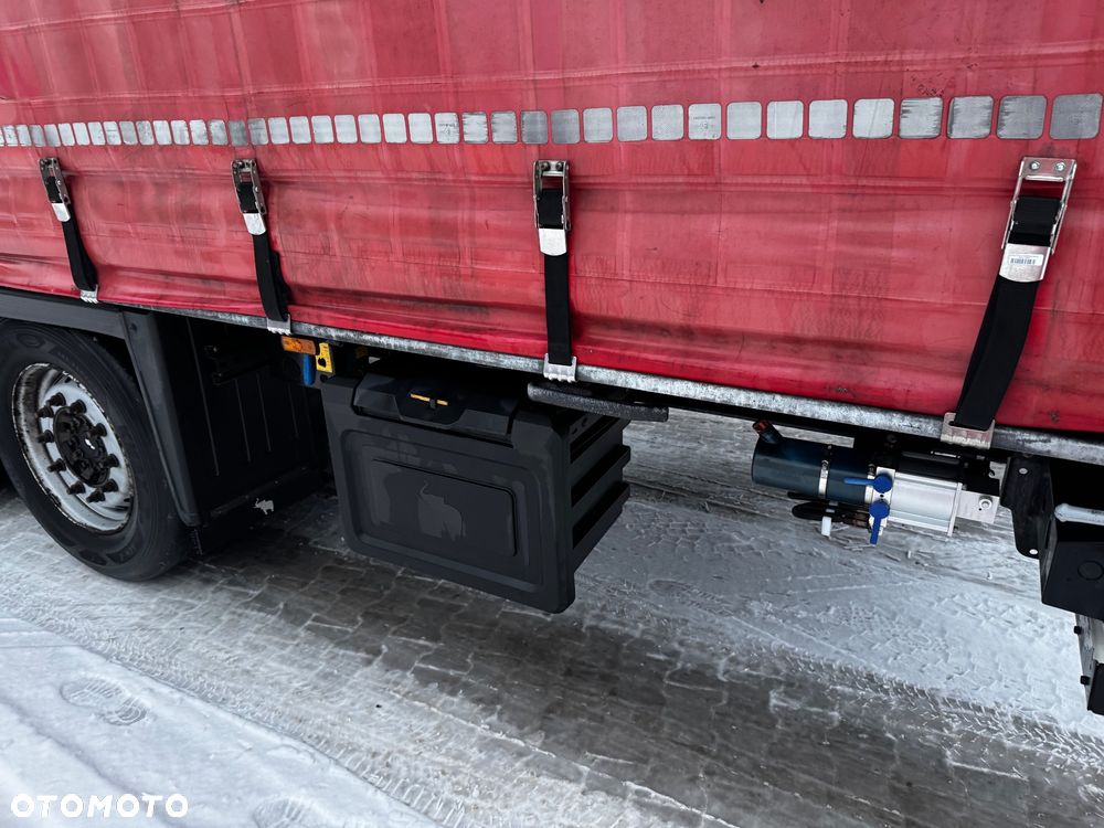 Schmitz Cargobull Varios - 9