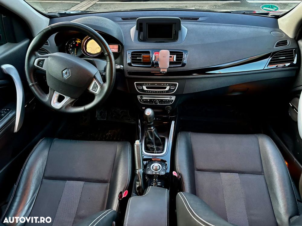 Renault Megane dCi 130 FAP BOSE Edition - 5