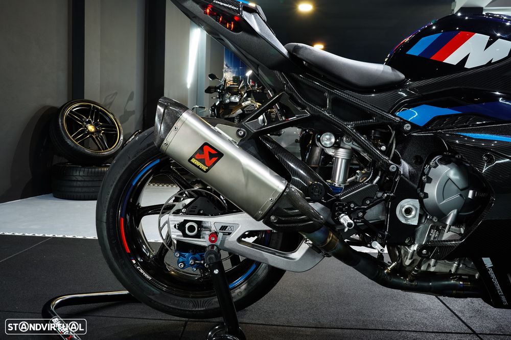 BMW M 1000 RR - 11