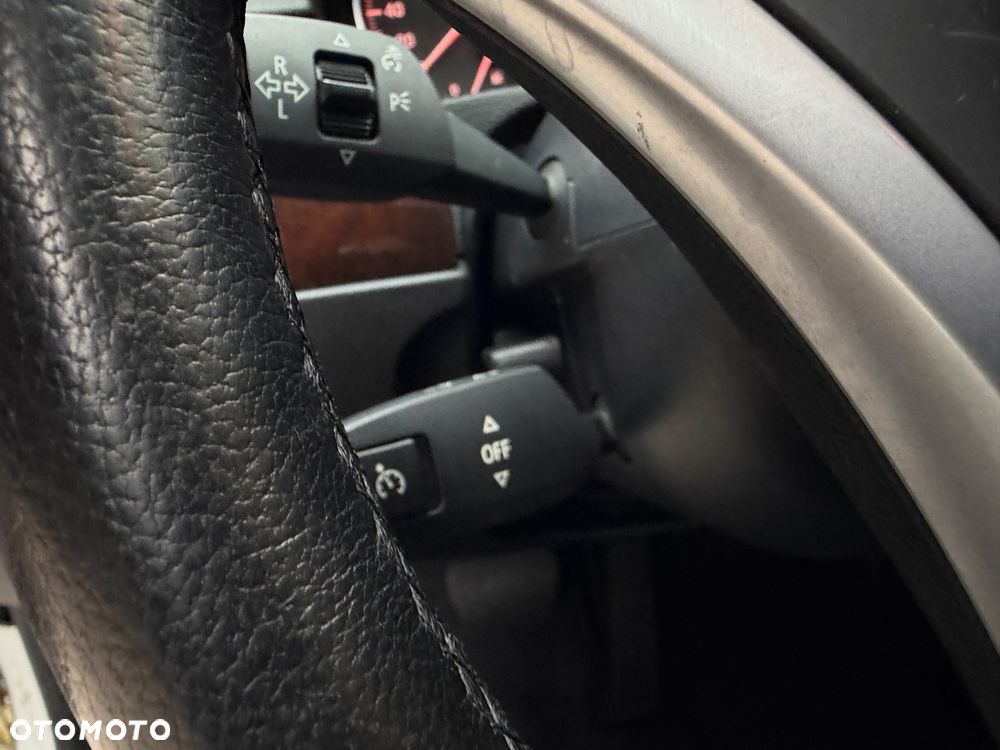 BMW Seria 3 320i Edition Exclusive - 26