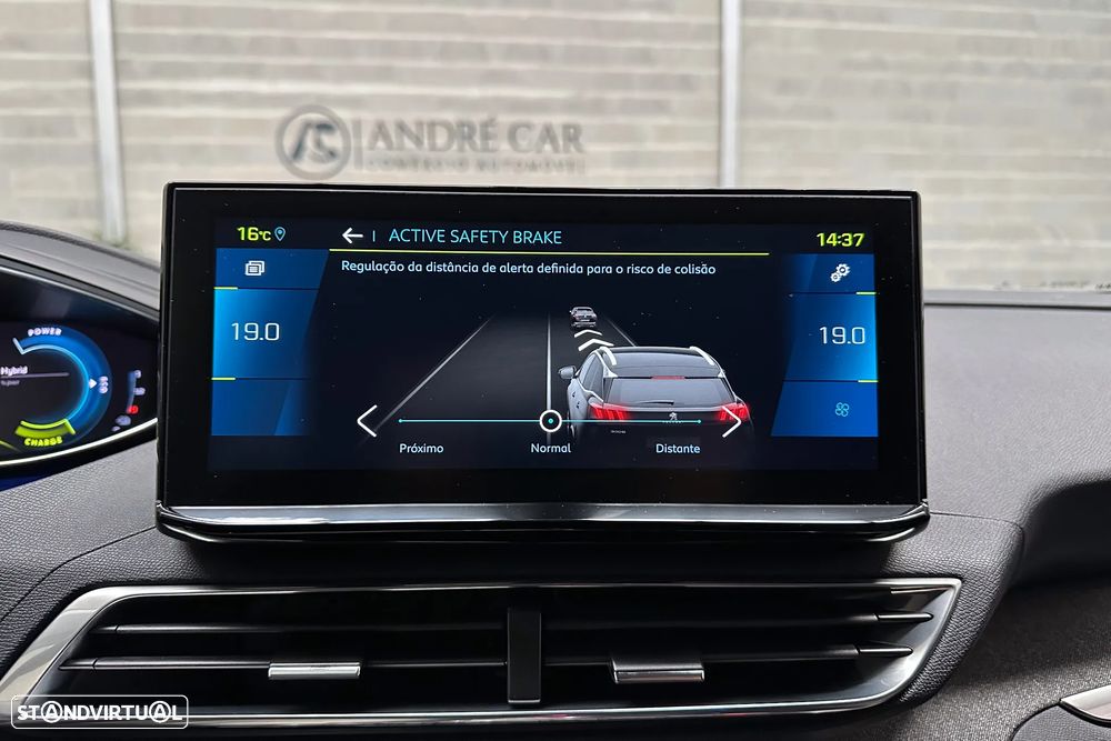 Peugeot 3008 1.6 Hybrid Allure Pack e-EAT8 - 29