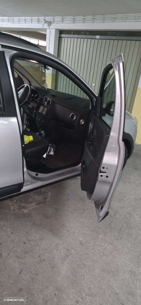 Dacia Lodgy 1.5 dCi Stepway 7L - 13