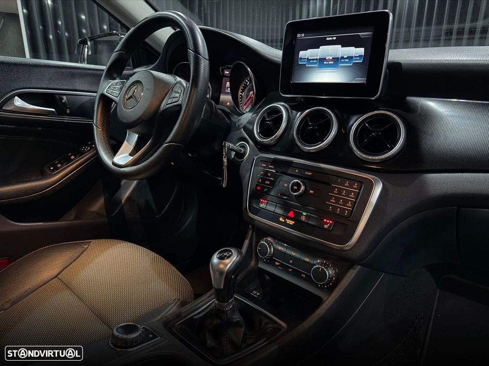 Mercedes-Benz CLA 180 d Shooting Brake Style - 21