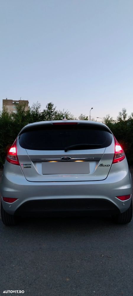 Ford Fiesta 1.6 TDCi DPF Titanium - 7