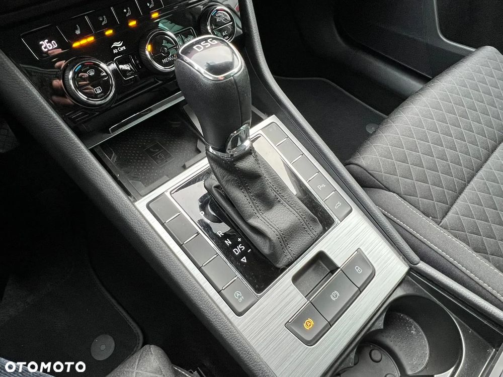 Skoda Superb 1.5 TSI ACT DSG Active - 18