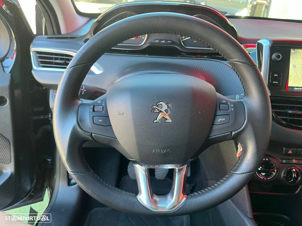 Peugeot 208 1.2 PureTech Active - 20