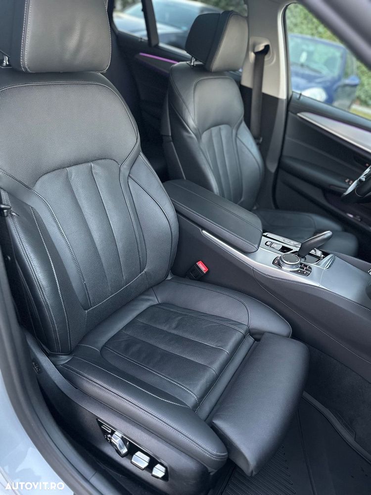 BMW Seria 5 530e Touring Aut. Luxury Line - 22