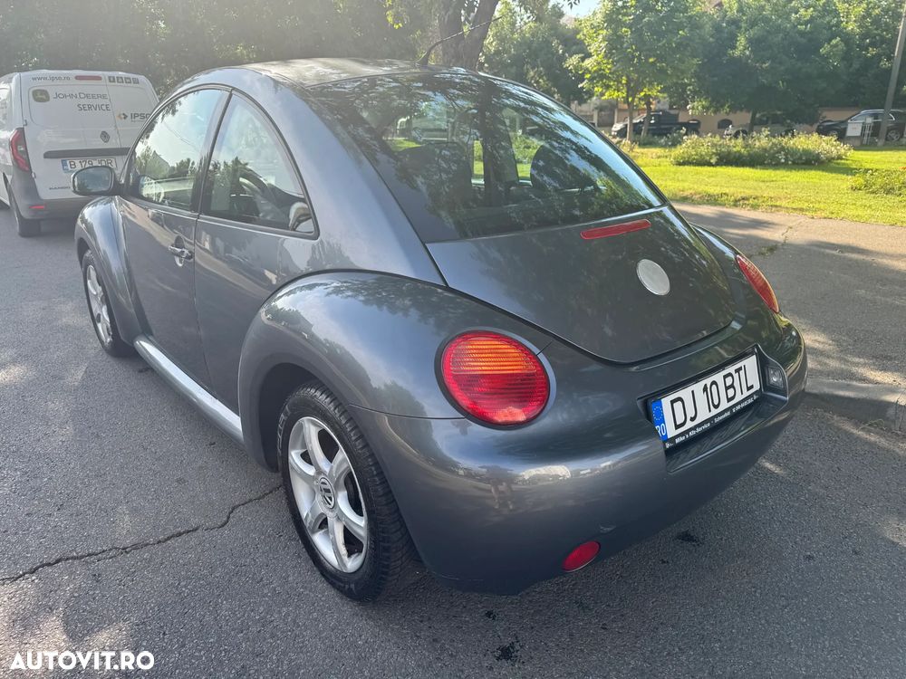 Volkswagen New Beetle 1.6 - 4
