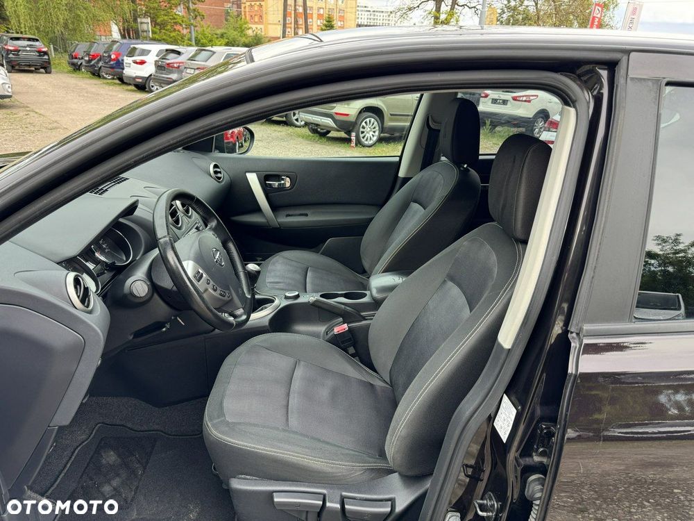 Nissan Qashqai - 22