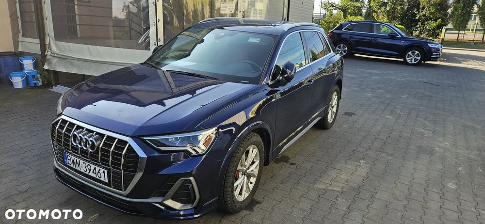 Audi Q3 2.0 TFSI Quattro S tronic design - 2