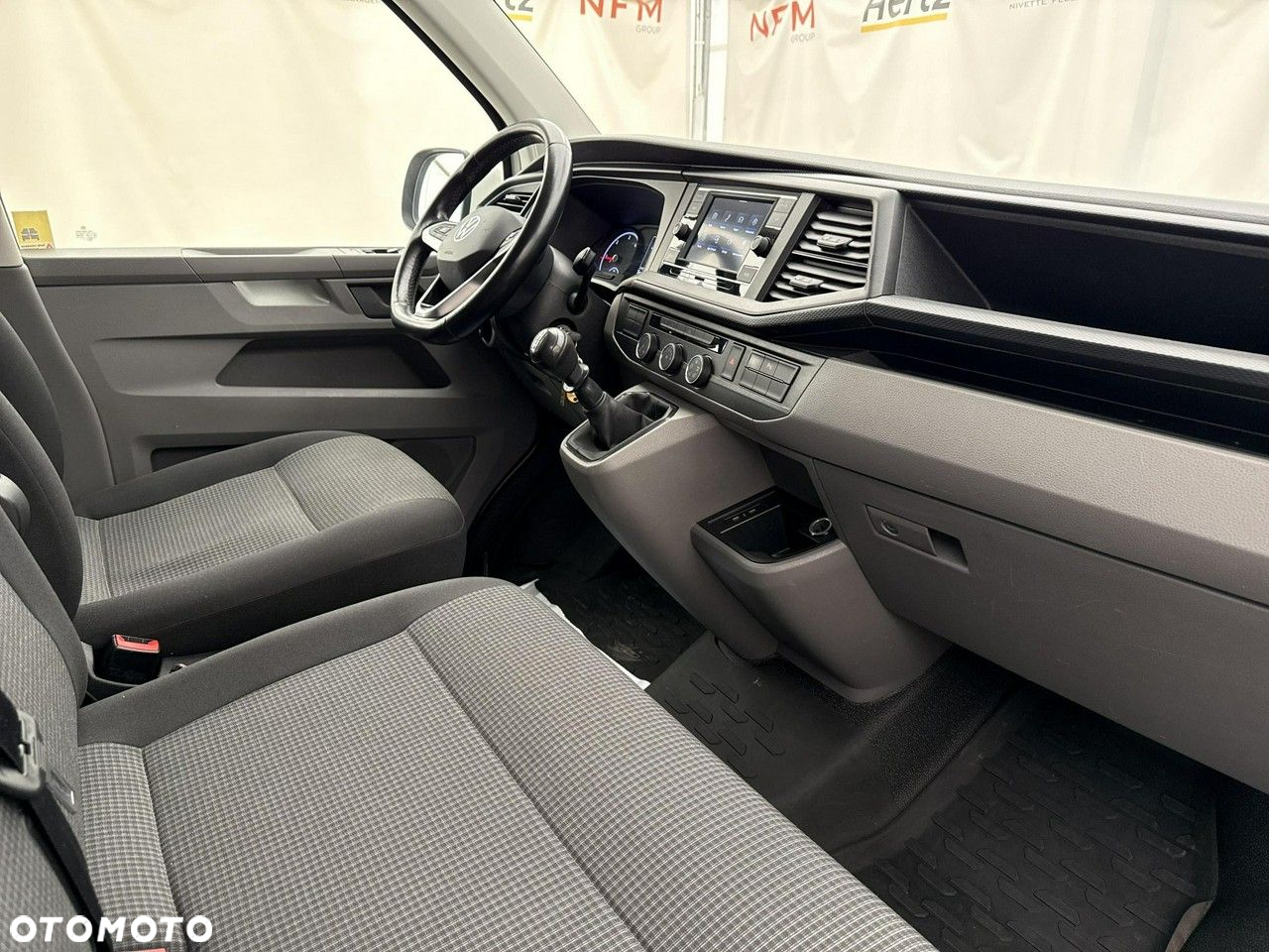 Volkswagen Transporter - 23