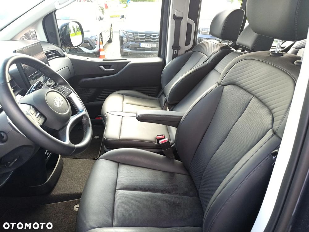 Hyundai Staria 1.6 T-GDI HEV Smart VIP - 10