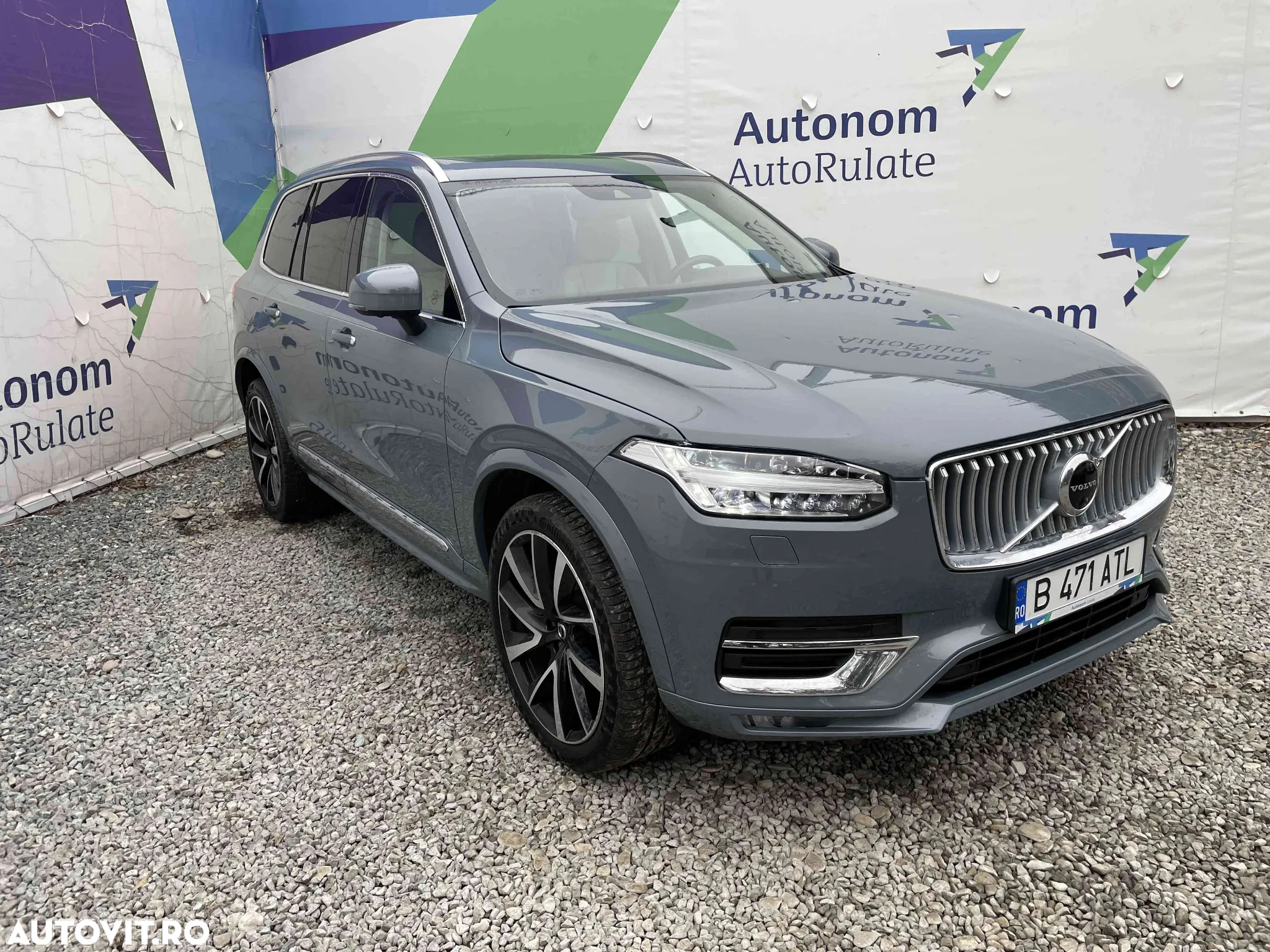 Volvo XC 90 - 3