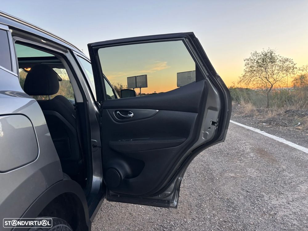 Nissan Qashqai 1.5 dCi N-Connecta 18 PS - 25