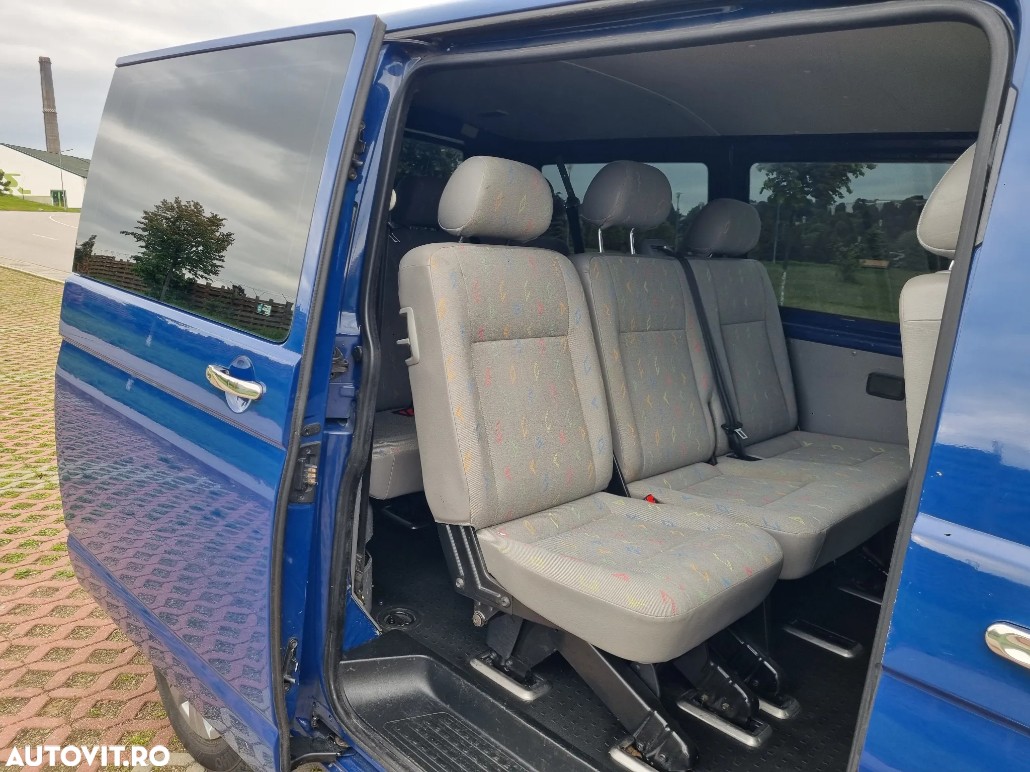 Volkswagen Transporter Caravelle DPF Trendline Scurt - 6