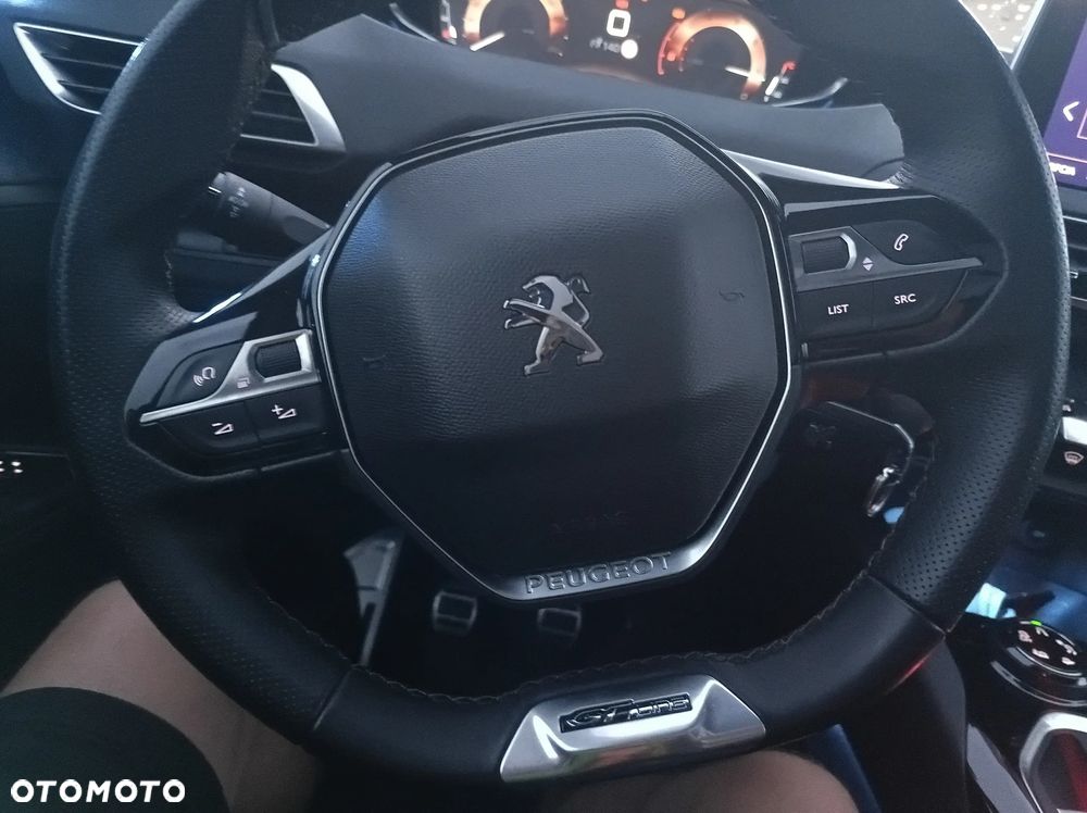 Peugeot 5008 2.0 BlueHDI Active S&S - 29