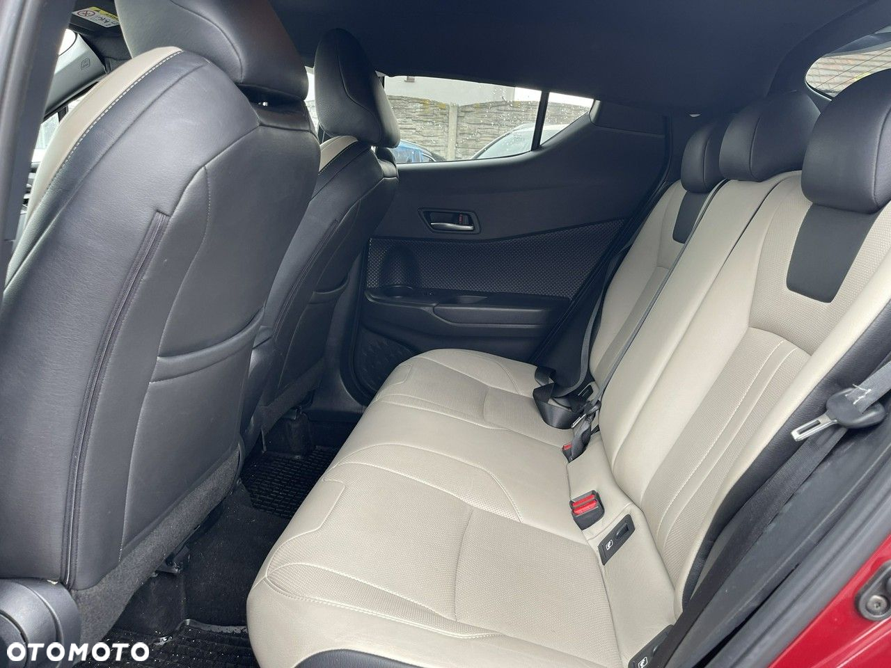 Toyota C-HR 1.8 Hybrid GPF Selection - 8