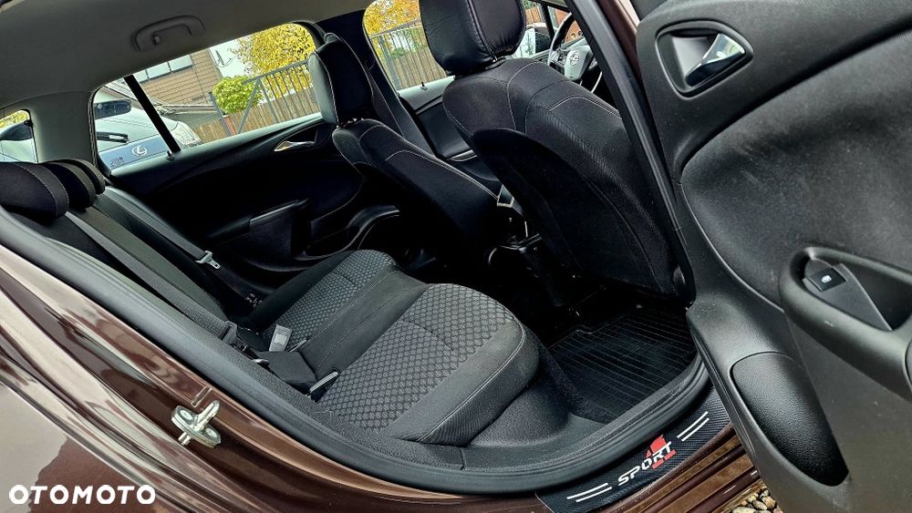 Opel Astra - 11