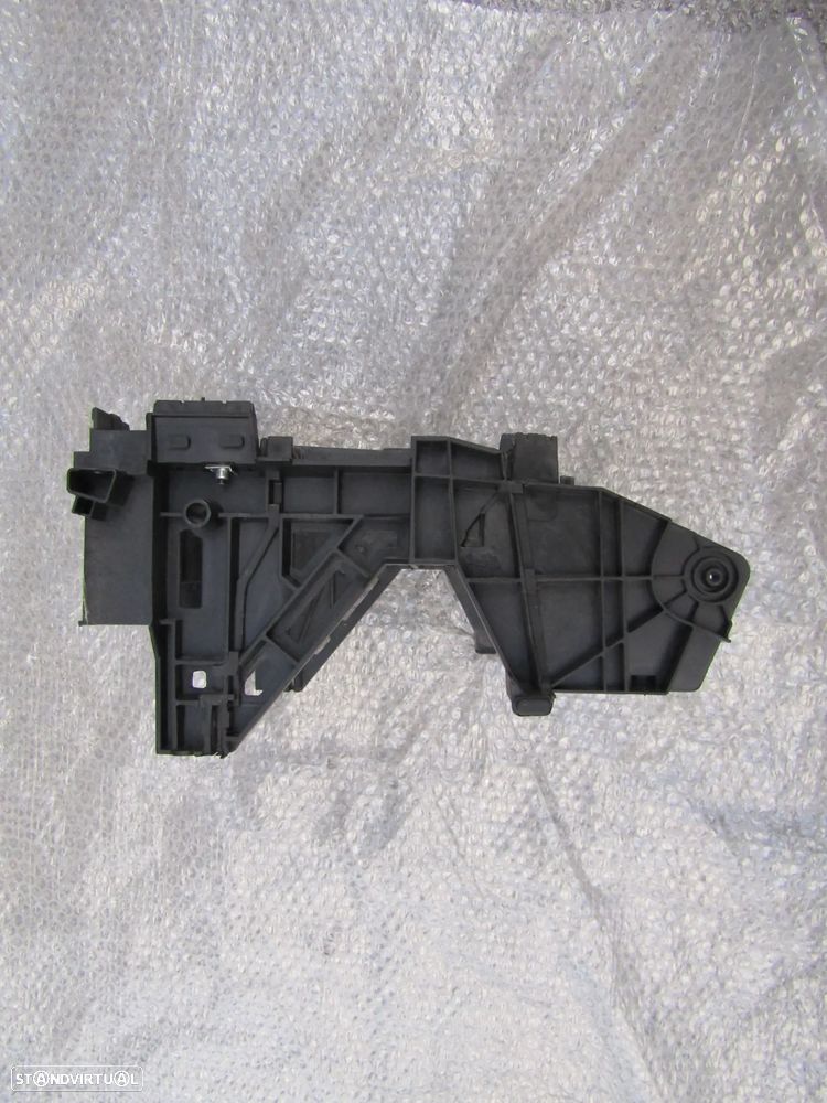 Bastidor A4  B6 /B7 2 DIN (original) - 2