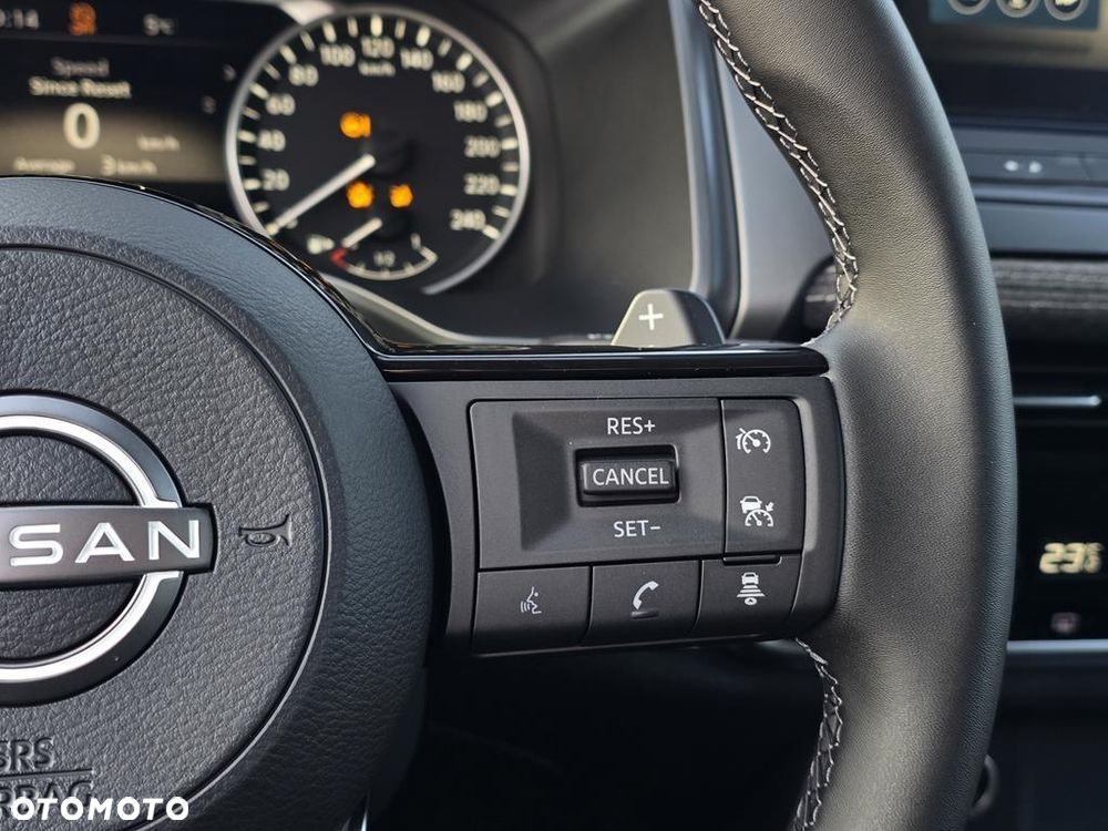 Nissan Qashqai 1.3 DIG-T MHEV N-Connecta Xtronic - 13