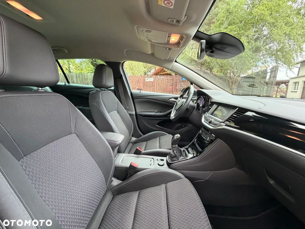 Opel Astra 1.4 Turbo Start/Stop Innovation - 28